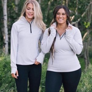 Zyia Pearl Premium 1/4 Zip Pullover